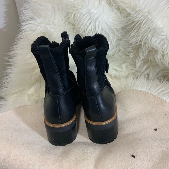 Naturalizer black suede booties - Picture 3 of 11
